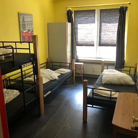 Backpackers - Self Check-in *