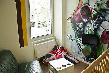 Hostel Backpackers - Self Check-in