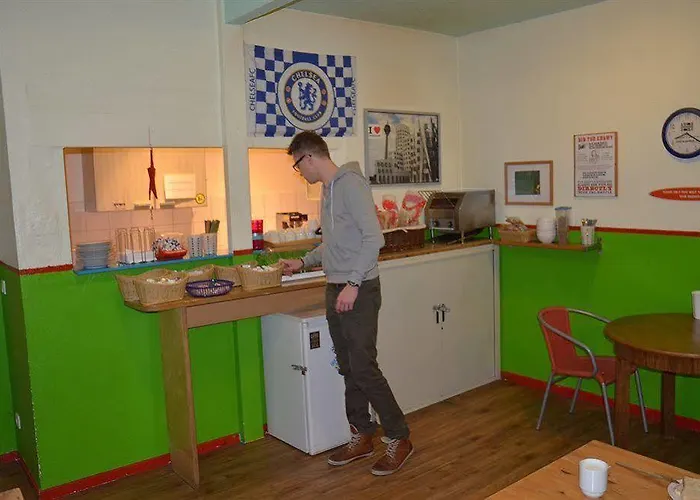 Backpackers - Self Check-in *