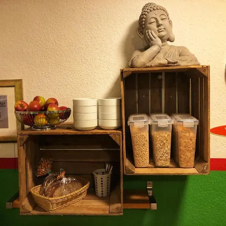 Backpackers - Self Check-in * דיסלדורף