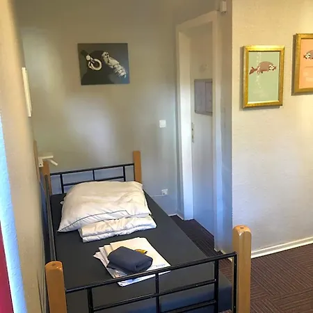 Backpackers - Self Check-in Vandrarhem Düsseldorf
