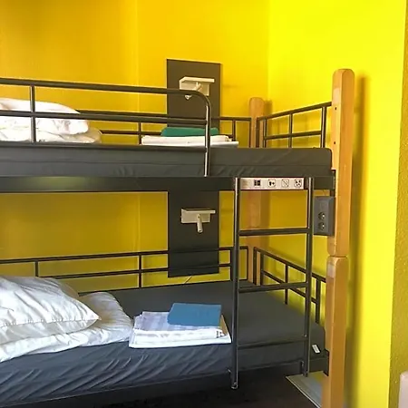 Backpackers - Self Check-in Хостел