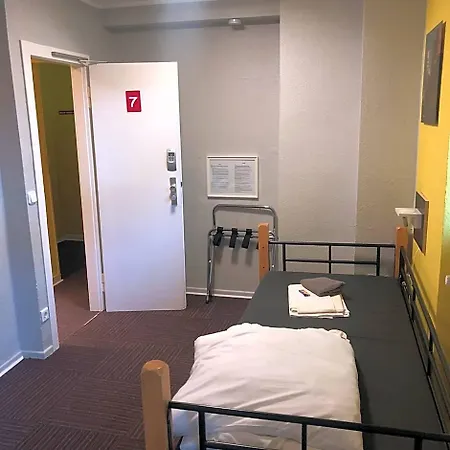 Backpackers - Self Check-in