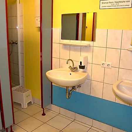 Vandrarhem Backpackers - Self Check-in Düsseldorf