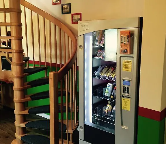 Ostello Backpackers - Self Check-in