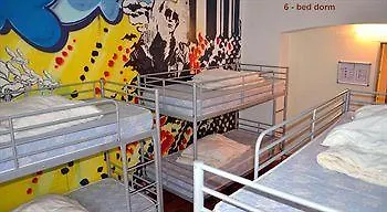 אכסניה Backpackers - Self Check-in דיסלדורף