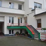 Backpackers - Self Check-in * Düsseldorf
