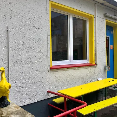 Hostel Backpackers - Self Check-in