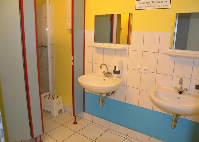 Backpackers - Self Check-in Düsseldorf